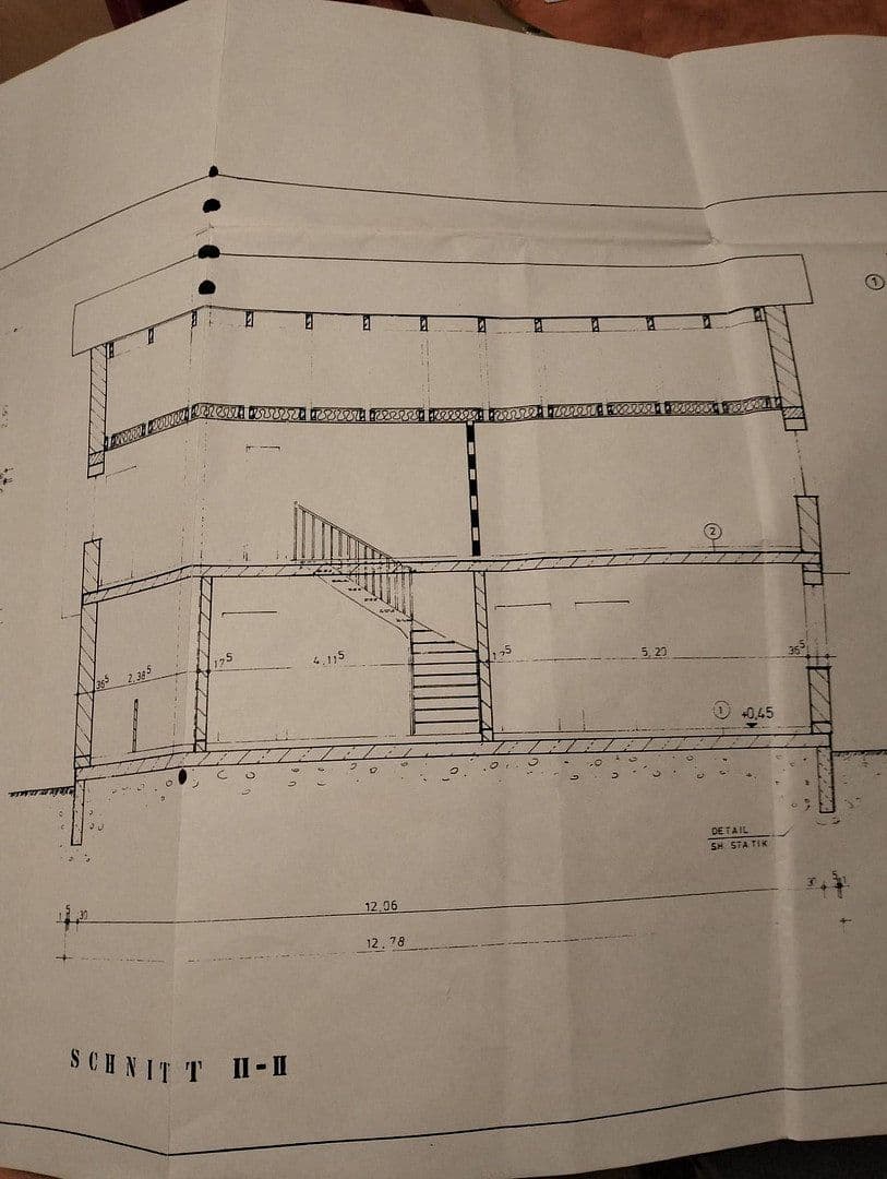 Predaj domu 170 m², pozemek 7.870 m², Alter Bahndamm 29, Colbitz, Sasko-Anhaltsko Predaj domu 170 m², pozemek 7.870 m², Alter Bahndamm 29, Colbitz, Sasko-Anhaltsko