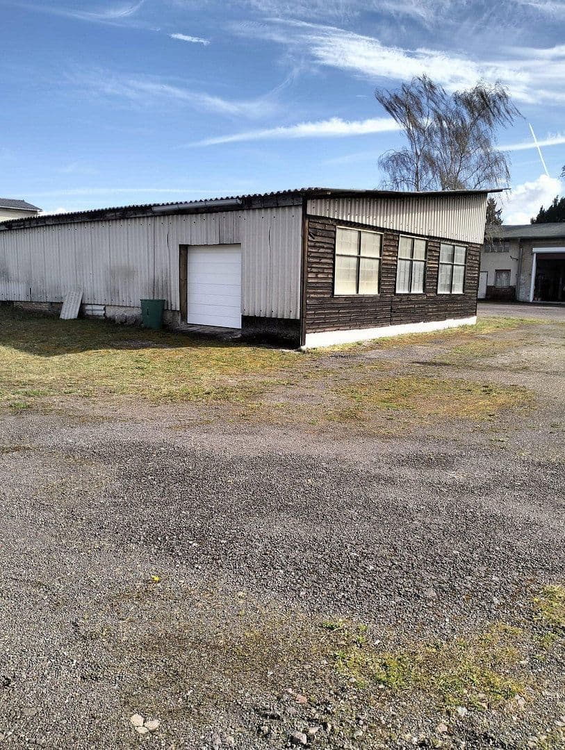 Predaj domu 170 m², pozemek 7.870 m², Alter Bahndamm 29, Colbitz, Sasko-Anhaltsko Predaj domu 170 m², pozemek 7.870 m², Alter Bahndamm 29, Colbitz, Sasko-Anhaltsko