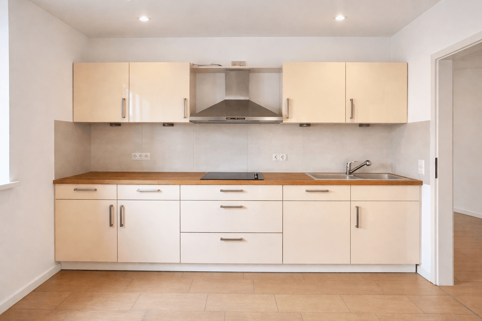 Predaj domu 137 m², pozemek 380 m², Zeltberg 41b, Lüneburg, Dolné Sasko Predaj domu 137 m², pozemek 380 m², Zeltberg 41b, Lüneburg, Dolné Sasko