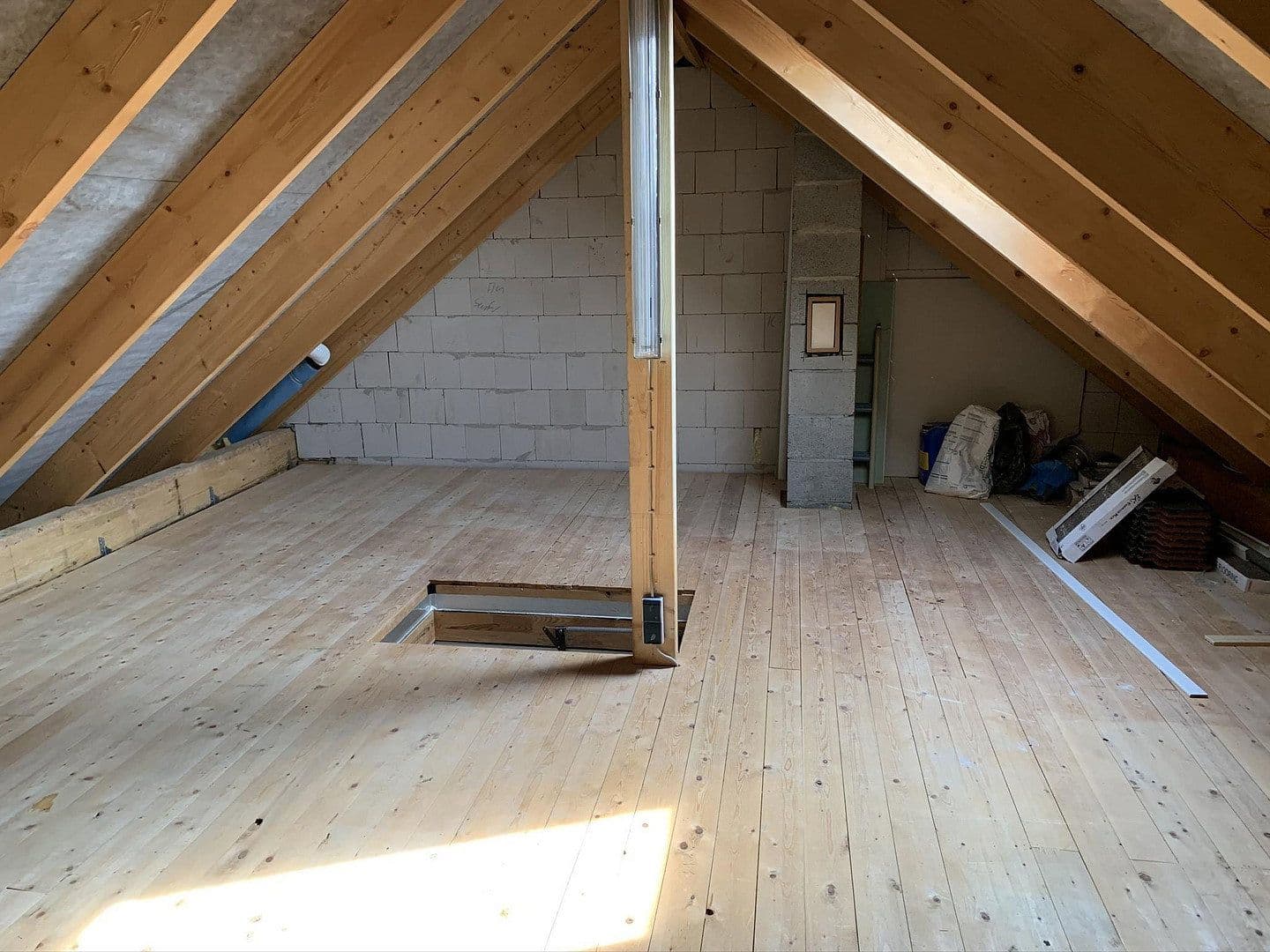 Predaj domu 137 m², pozemek 380 m², Zeltberg 41b, Lüneburg, Dolné Sasko Predaj domu 137 m², pozemek 380 m², Zeltberg 41b, Lüneburg, Dolné Sasko