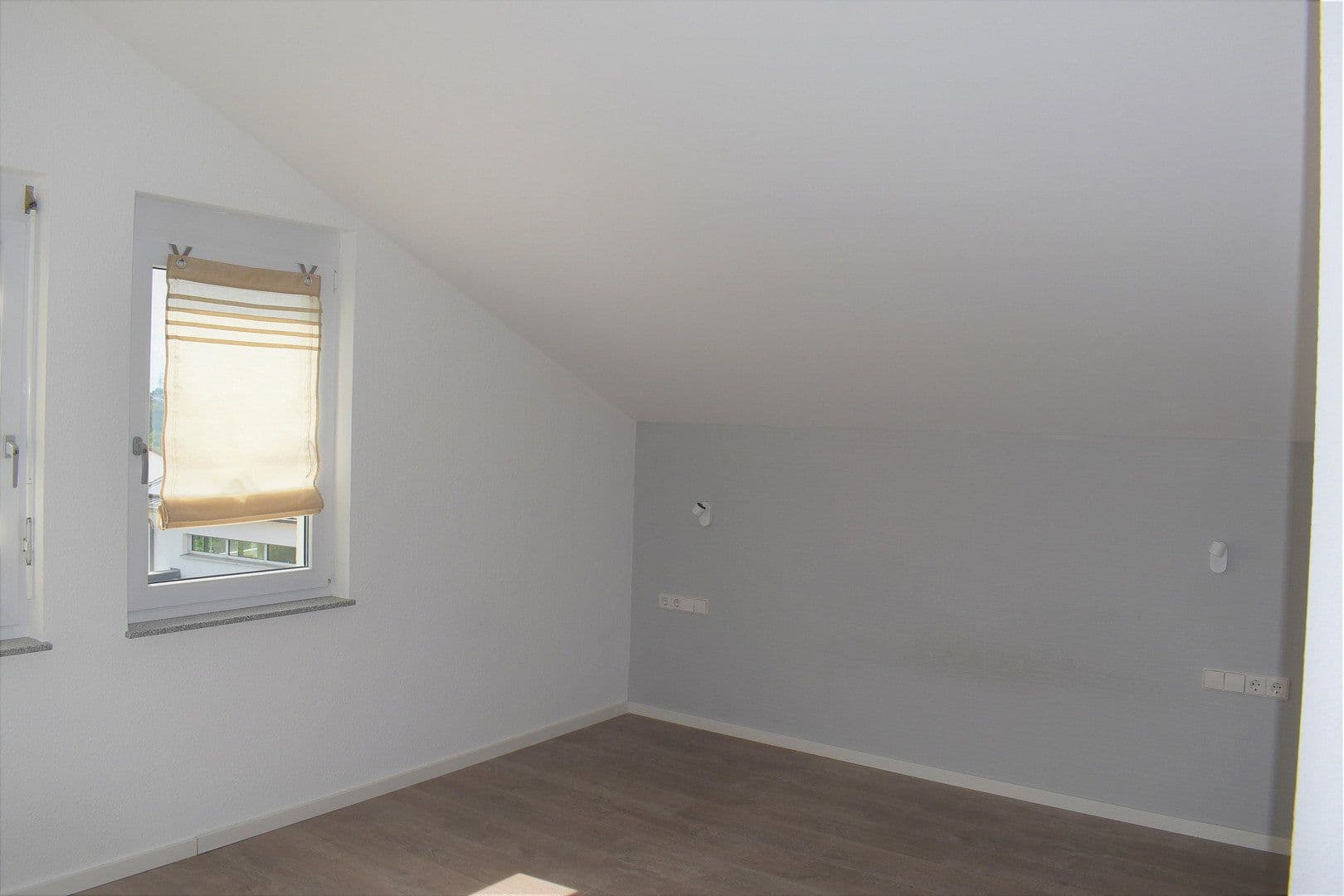 Predaj domu 207 m², pozemek 364 m², Deizisau, Bádensko-Wurttembersko Predaj domu 207 m², pozemek 364 m², Deizisau, Bádensko-Wurttembersko