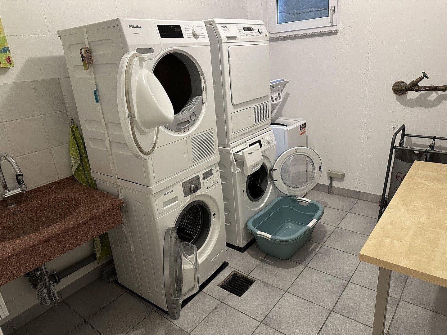 Predaj domu 207 m², pozemek 364 m², Deizisau, Bádensko-Wurttembersko Predaj domu 207 m², pozemek 364 m², Deizisau, Bádensko-Wurttembersko