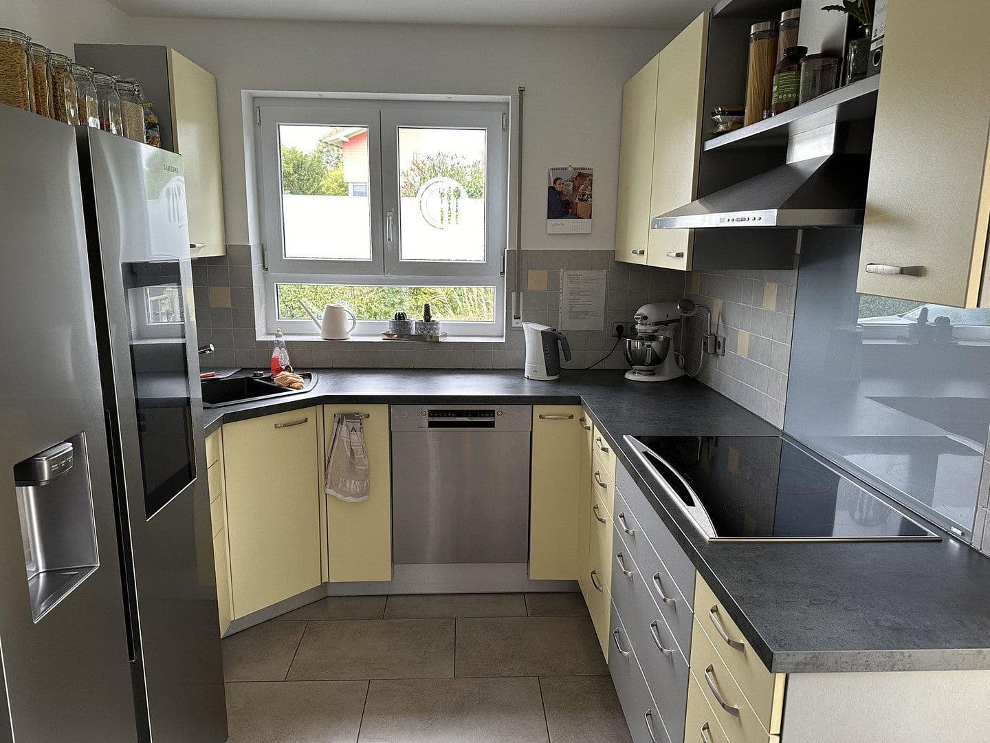 Predaj domu 207 m², pozemek 364 m², Deizisau, Bádensko-Wurttembersko Predaj domu 207 m², pozemek 364 m², Deizisau, Bádensko-Wurttembersko