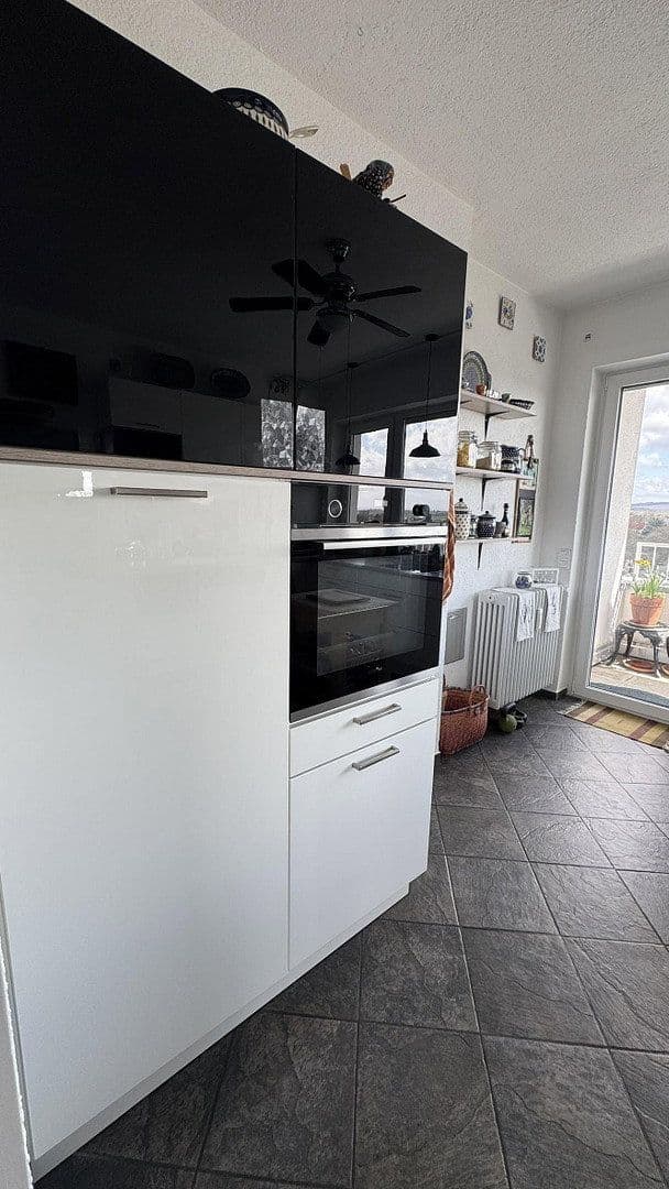 Prenájom bytu 5-izbový 234 m², Bierstädter Höhe 68, Wiesbaden, Hesensko Prenájom bytu 5-izbový 234 m², Bierstädter Höhe 68, Wiesbaden, Hesensko