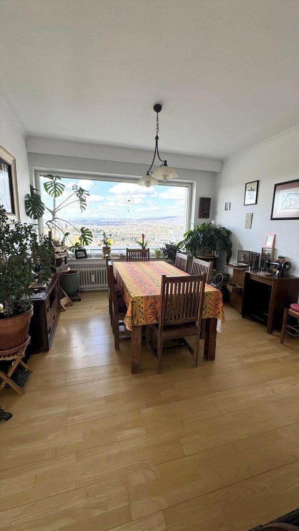 Prenájom bytu 5-izbový 234 m², Bierstädter Höhe 68, Wiesbaden, Hesensko Prenájom bytu 5-izbový 234 m², Bierstädter Höhe 68, Wiesbaden, Hesensko