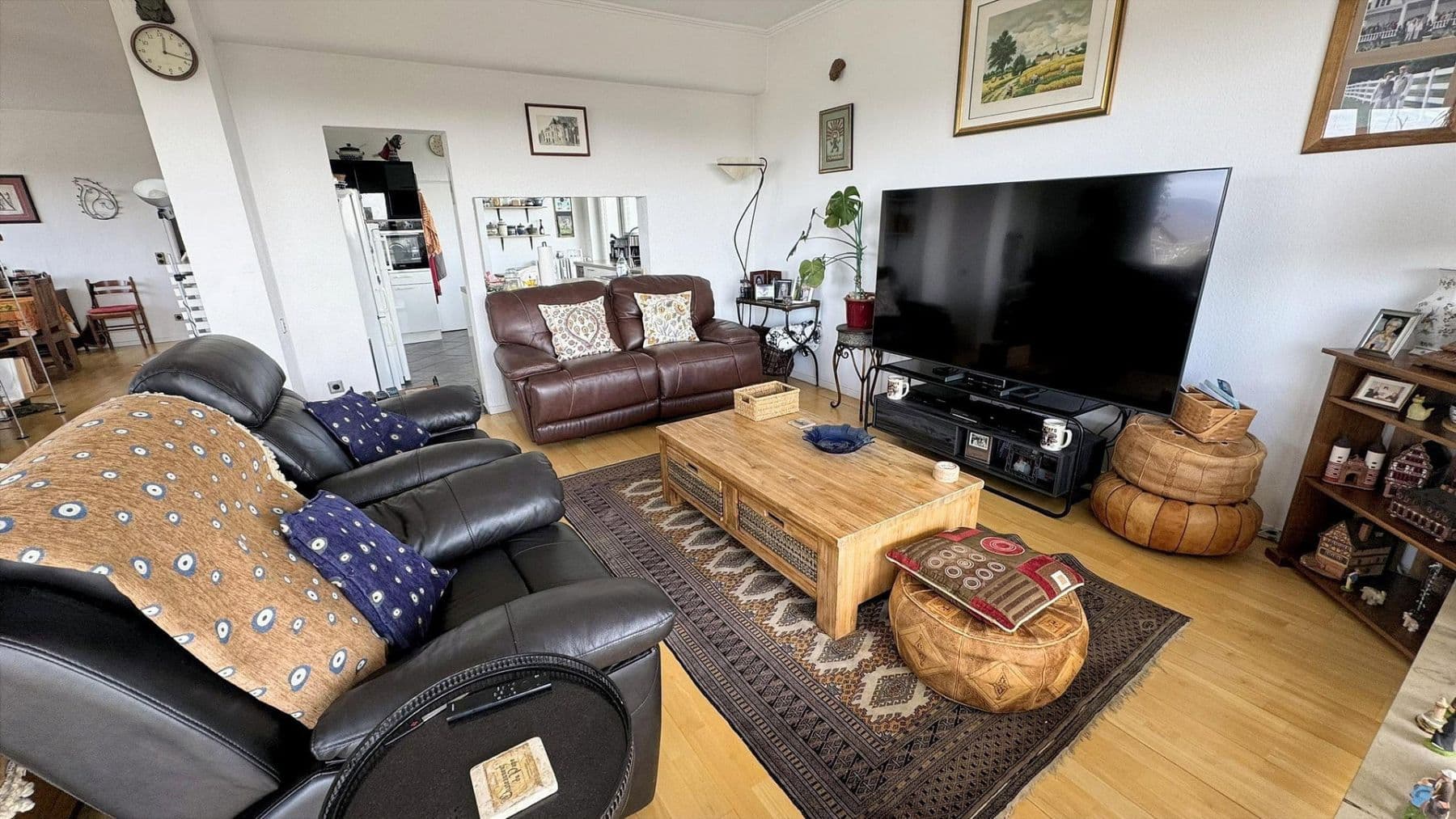 Prenájom bytu 5-izbový 234 m², Bierstädter Höhe 68, Wiesbaden, Hesensko Prenájom bytu 5-izbový 234 m², Bierstädter Höhe 68, Wiesbaden, Hesensko