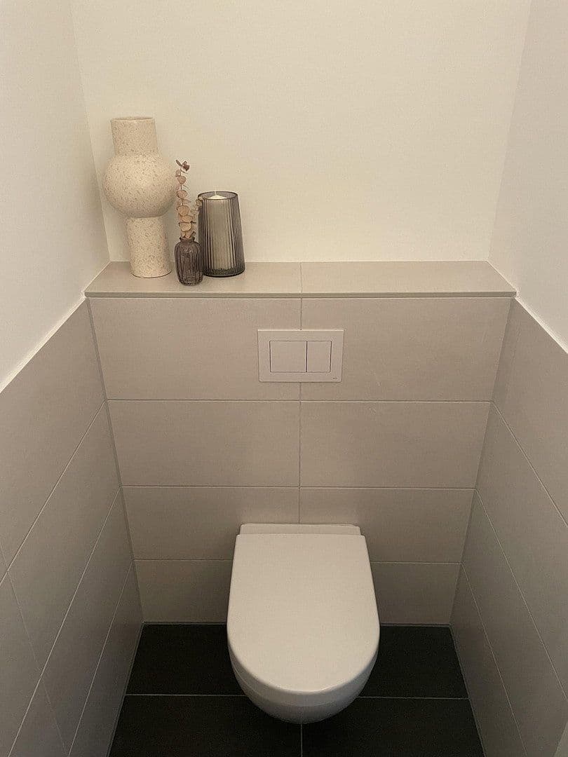 Prenájom domu 145 m², pozemek 100 m², Raiffeisenweg 1c, Kirchheimbolanden, Porýnie-Falcko Prenájom domu 145 m², pozemek 100 m², Raiffeisenweg 1c, Kirchheimbolanden, Porýnie-Falcko