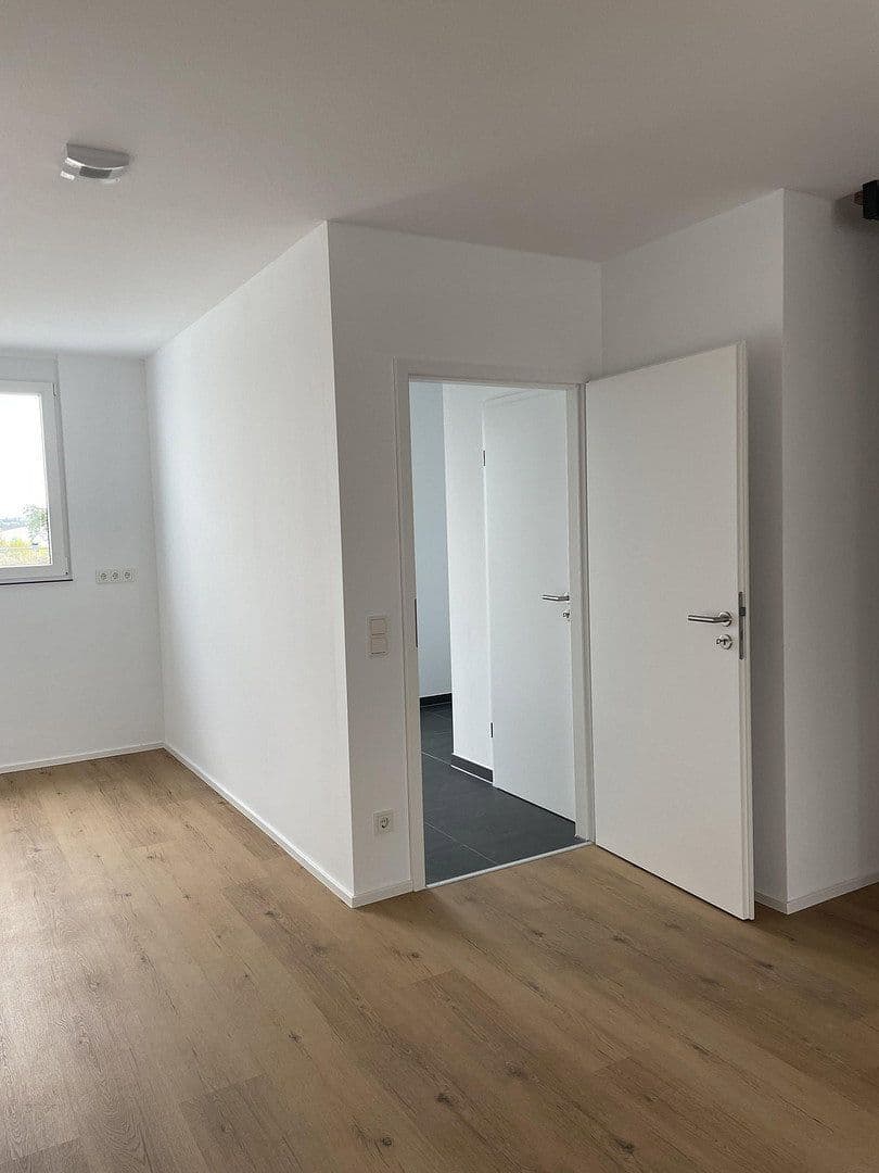 Prenájom domu 145 m², pozemek 100 m², Raiffeisenweg 1c, Kirchheimbolanden, Porýnie-Falcko Prenájom domu 145 m², pozemek 100 m², Raiffeisenweg 1c, Kirchheimbolanden, Porýnie-Falcko