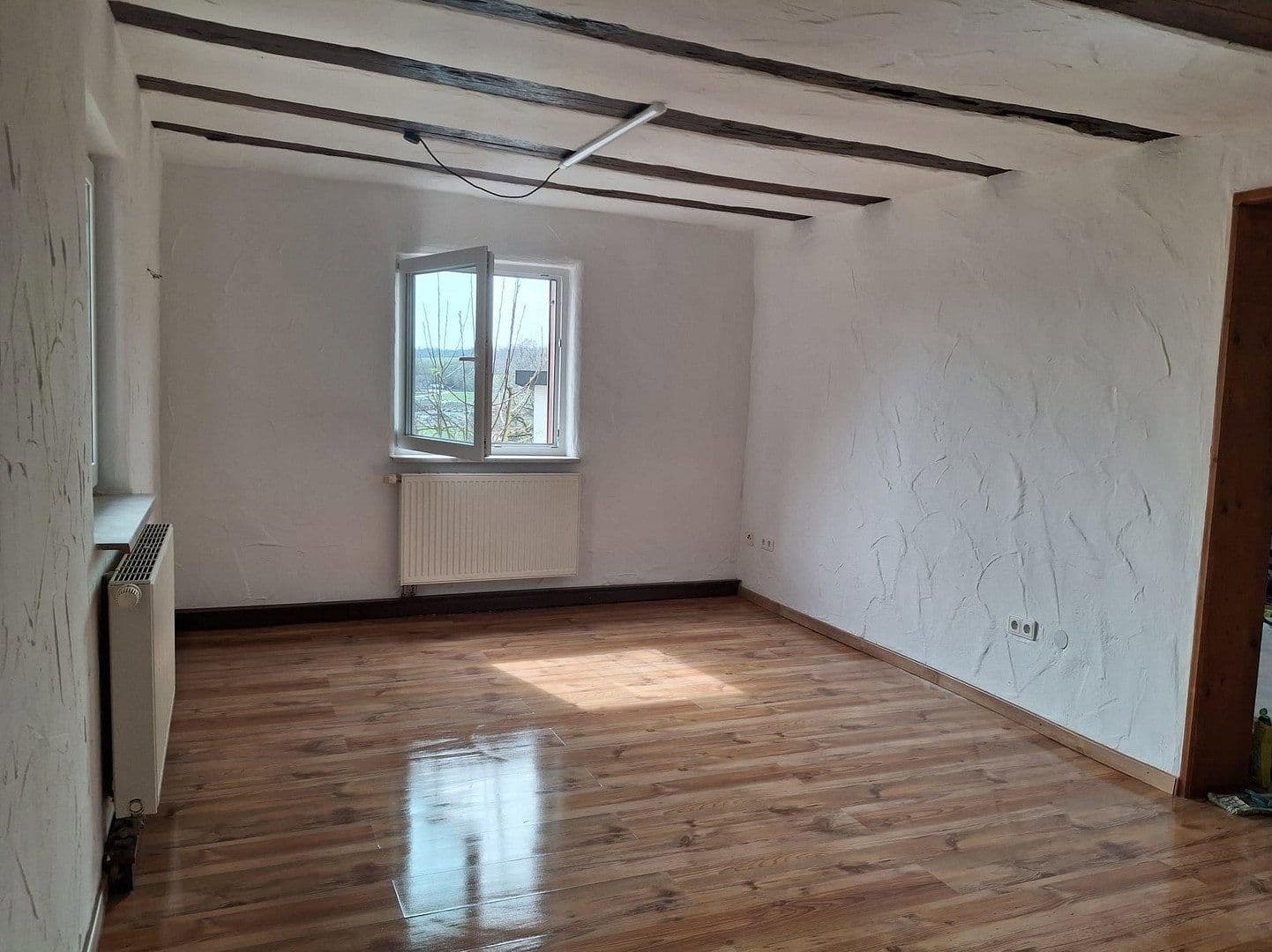 Predaj domu 118 m², pozemek 270 m², Oberleichtersbach, Bavorsko Predaj domu 118 m², pozemek 270 m², Oberleichtersbach, Bavorsko