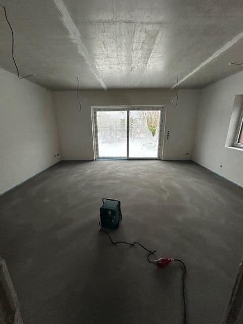 Predaj domu 130 m², pozemek 431 m², Bremen, Brémy Predaj domu 130 m², pozemek 431 m², Bremen, Brémy