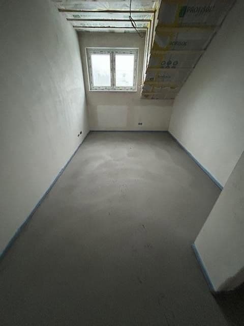 Predaj domu 130 m², pozemek 431 m², Bremen, Brémy Predaj domu 130 m², pozemek 431 m², Bremen, Brémy