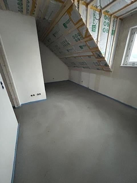 Predaj domu 130 m², pozemek 431 m², Bremen, Brémy Predaj domu 130 m², pozemek 431 m², Bremen, Brémy