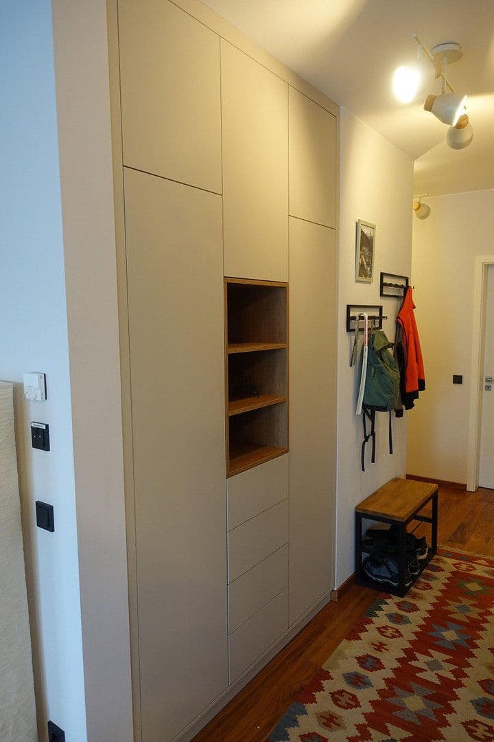 Predaj bytu 3-izbový 95 m², Berlin, Berlín Predaj bytu 3-izbový 95 m², Berlin, Berlín