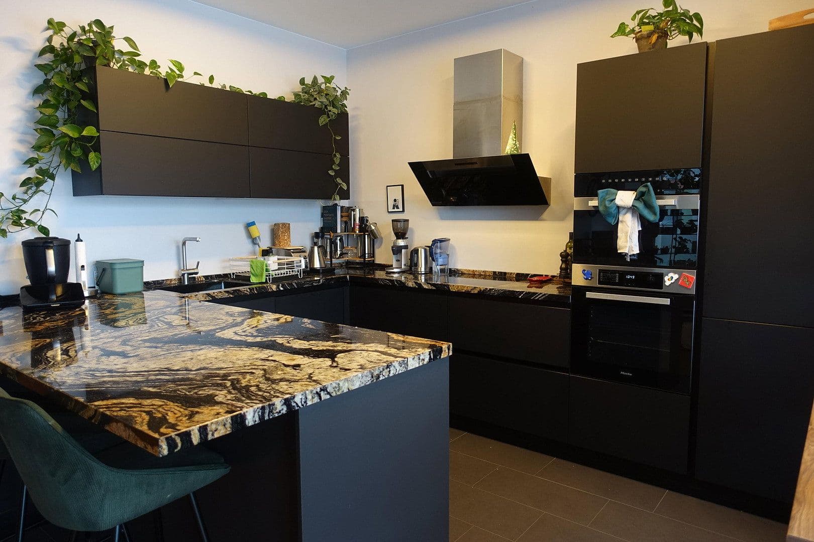 Predaj bytu 3-izbový 95 m², Berlin, Berlín Predaj bytu 3-izbový 95 m², Berlin, Berlín