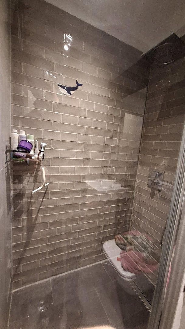 Predaj bytu 3-izbový 95 m², Berlin, Berlín Predaj bytu 3-izbový 95 m², Berlin, Berlín