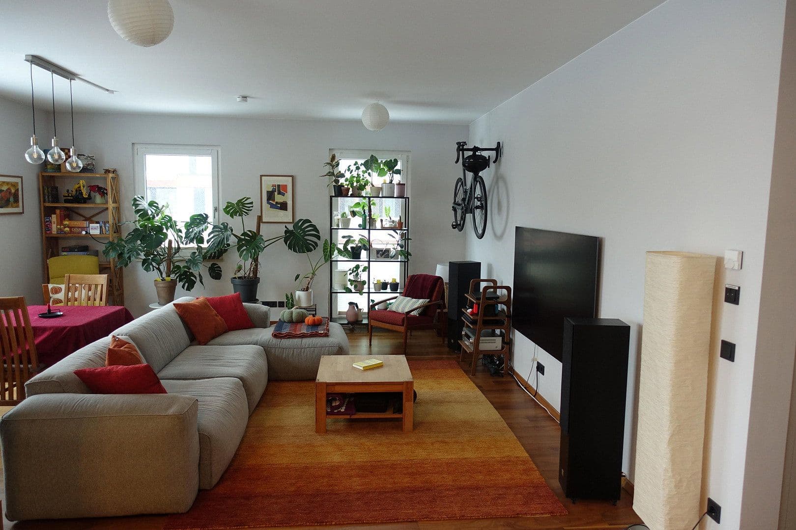 Predaj bytu 3-izbový 95 m², Berlin, Berlín Predaj bytu 3-izbový 95 m², Berlin, Berlín