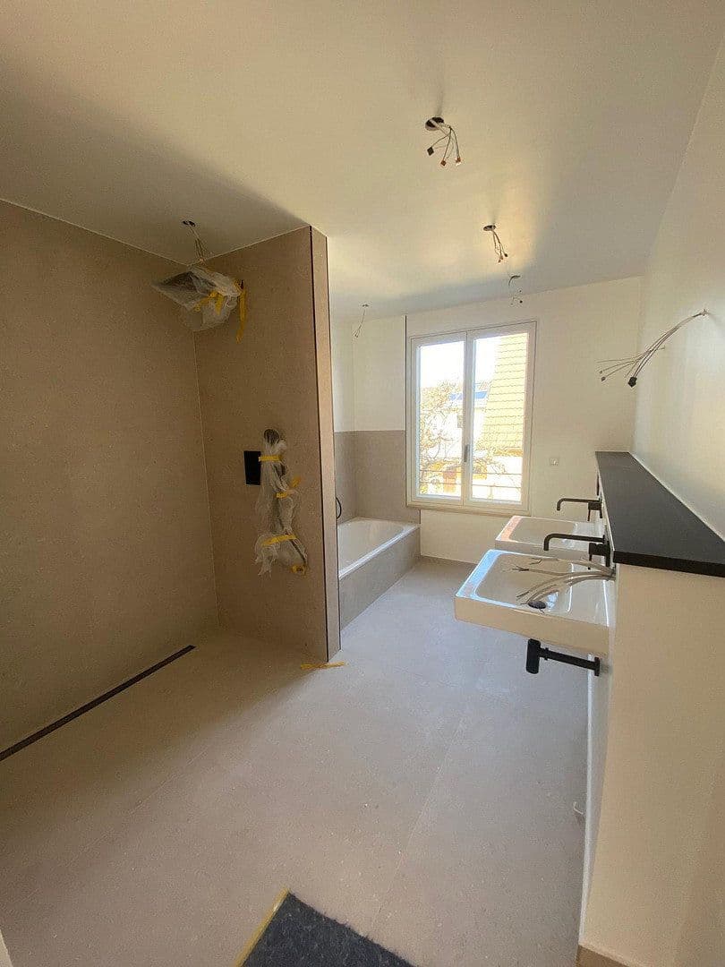 Predaj domu 165 m², pozemek 175 m², München, Bavorsko Predaj domu 165 m², pozemek 175 m², München, Bavorsko