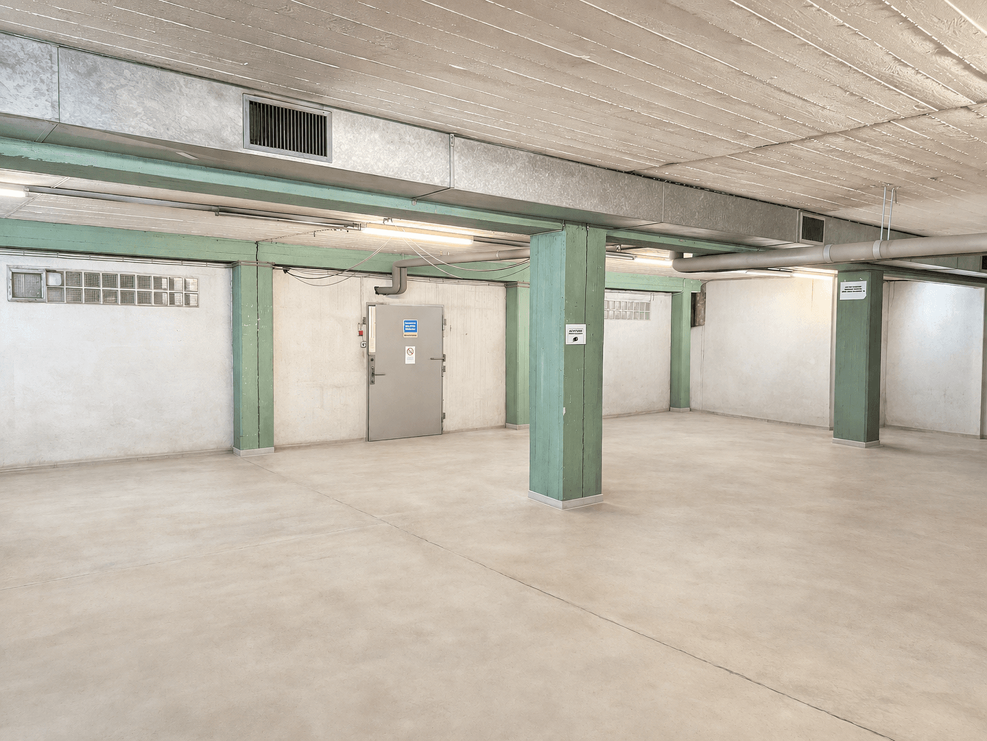 Predaj nebytového priestoru 6.250 m², Schützenstr. 3, Weidhausen b.Coburg, Bavorsko Predaj nebytového priestoru 6.250 m², Schützenstr. 3, Weidhausen b.Coburg, Bavorsko