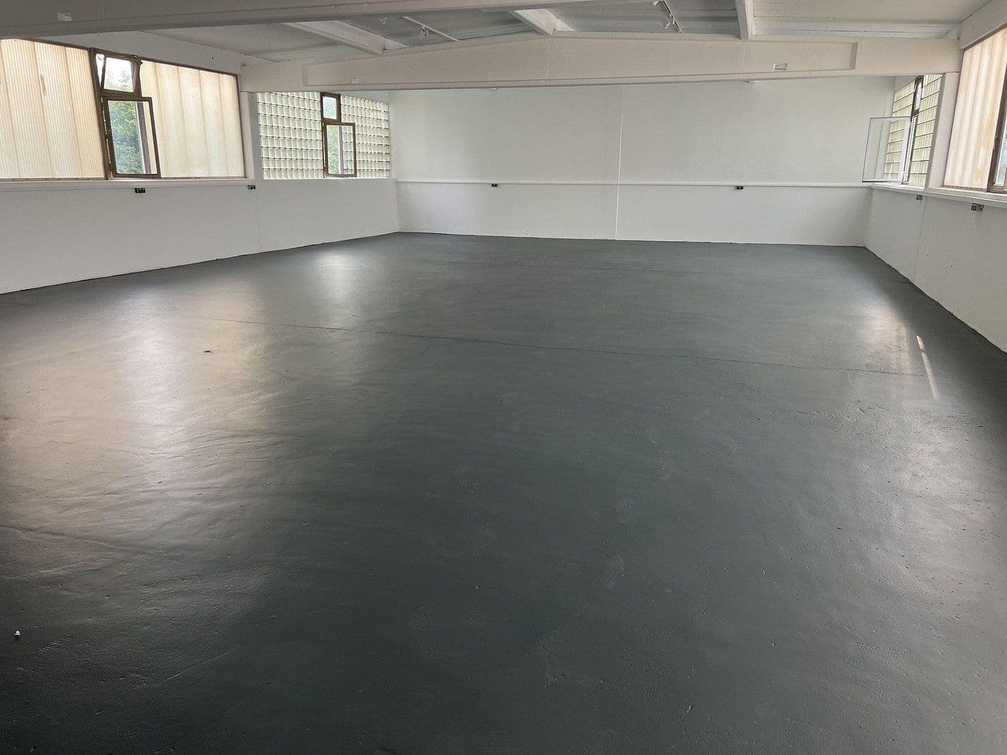 Predaj nebytového priestoru 6.250 m², Schützenstr. 3, Weidhausen b.Coburg, Bavorsko Predaj nebytového priestoru 6.250 m², Schützenstr. 3, Weidhausen b.Coburg, Bavorsko