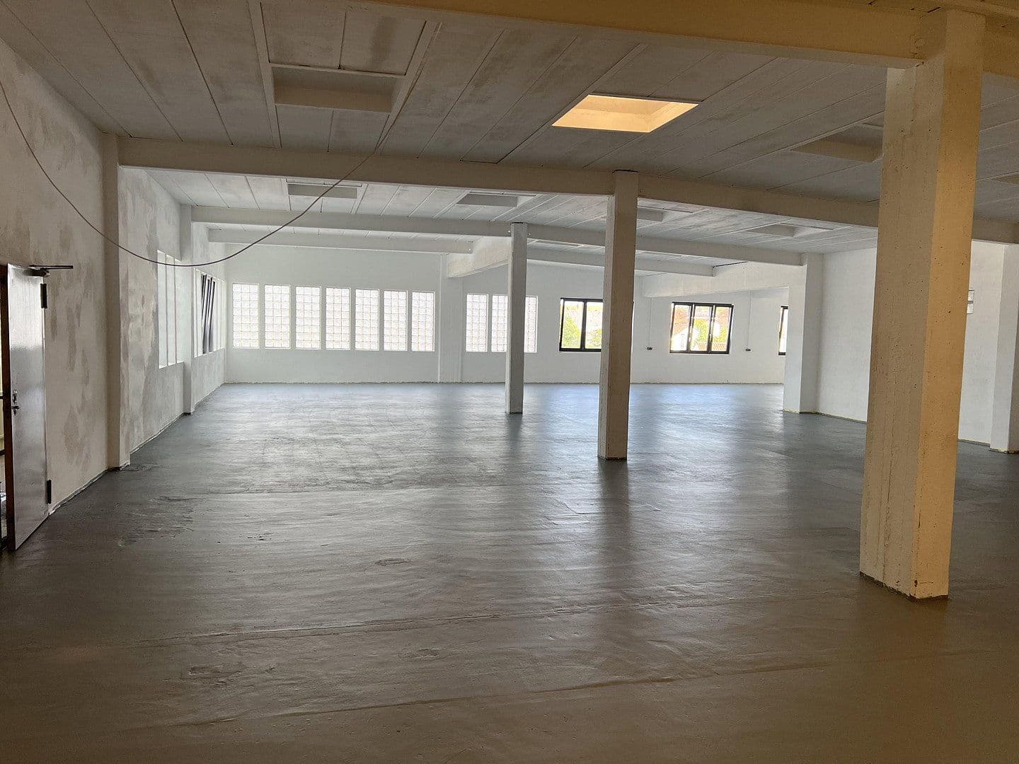 Predaj nebytového priestoru 6.250 m², Schützenstr. 3, Weidhausen b.Coburg, Bavorsko Predaj nebytového priestoru 6.250 m², Schützenstr. 3, Weidhausen b.Coburg, Bavorsko