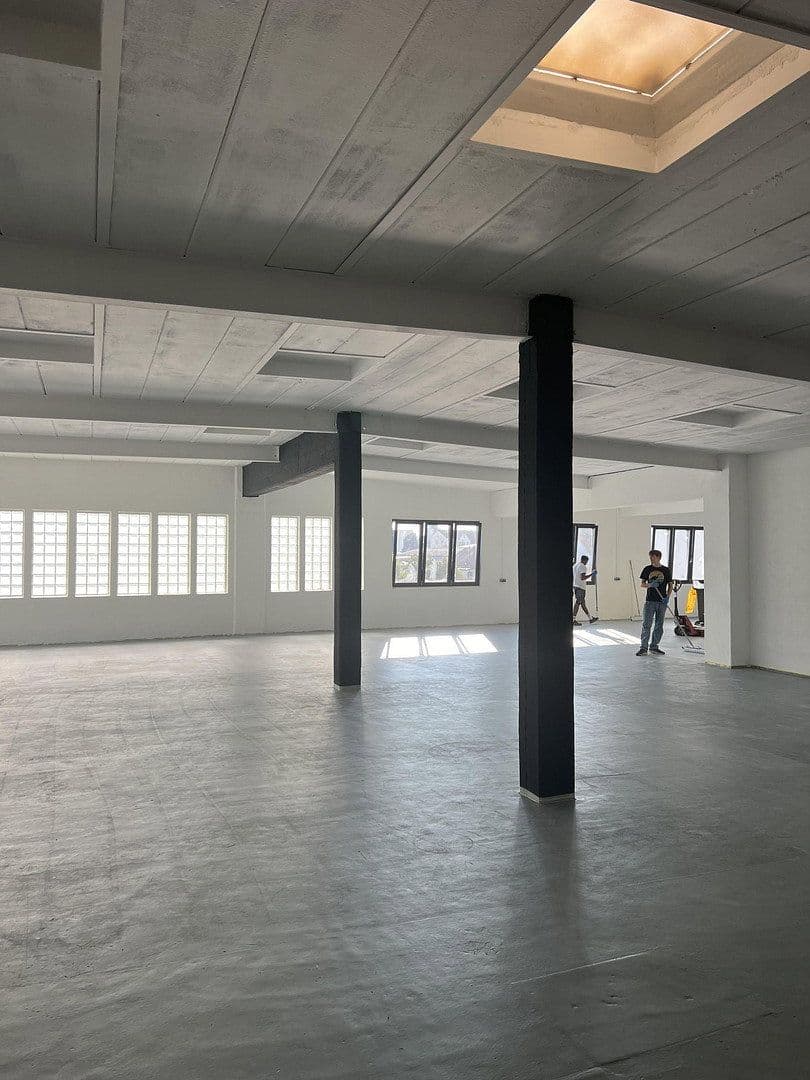 Predaj nebytového priestoru 6.250 m², Schützenstr. 3, Weidhausen b.Coburg, Bavorsko Predaj nebytového priestoru 6.250 m², Schützenstr. 3, Weidhausen b.Coburg, Bavorsko