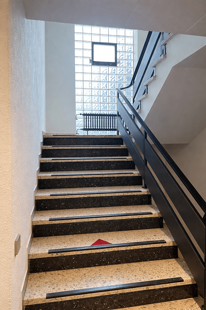 Predaj nebytového priestoru 6.250 m², Schützenstr. 3, Weidhausen b.Coburg, Bavorsko Predaj nebytového priestoru 6.250 m², Schützenstr. 3, Weidhausen b.Coburg, Bavorsko