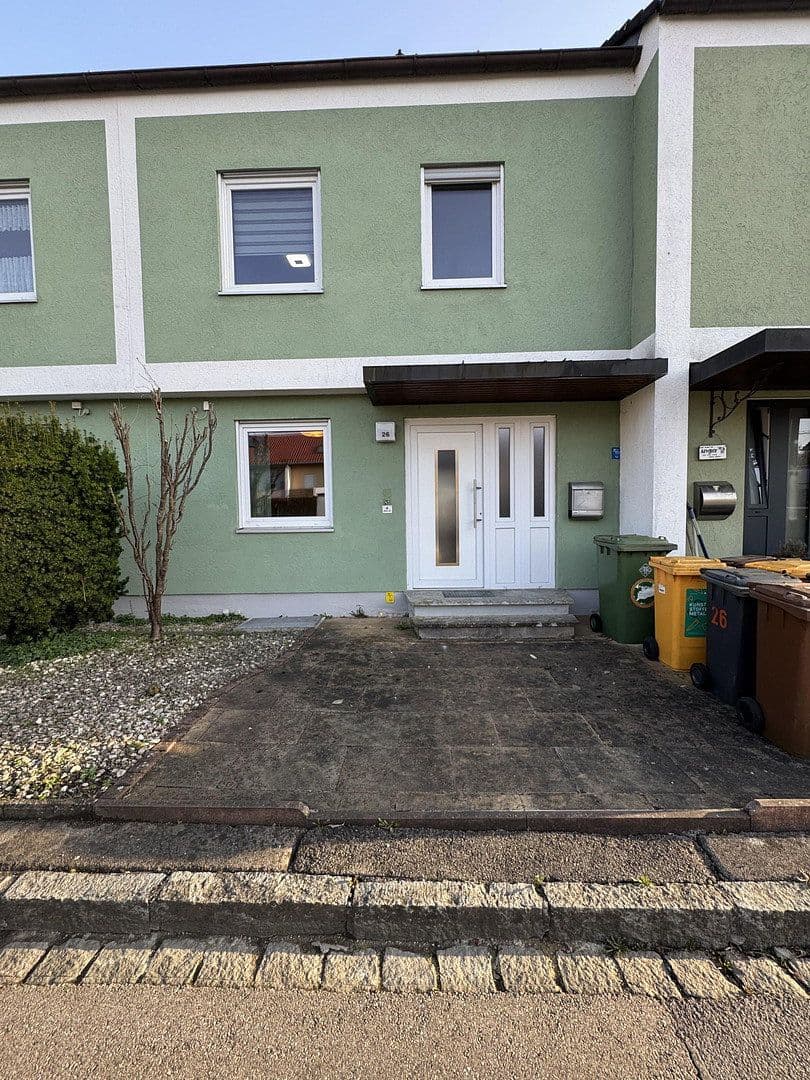 Predaj domu 130 m², pozemek 180 m², Am Jeschken 26, Augsburg, Bavorsko Predaj domu 130 m², pozemek 180 m², Am Jeschken 26, Augsburg, Bavorsko