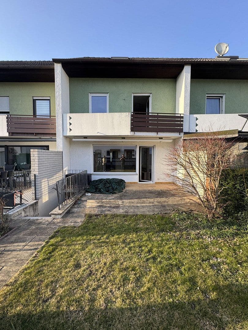 Predaj domu 130 m², pozemek 180 m², Am Jeschken 26, Augsburg, Bavorsko Predaj domu 130 m², pozemek 180 m², Am Jeschken 26, Augsburg, Bavorsko