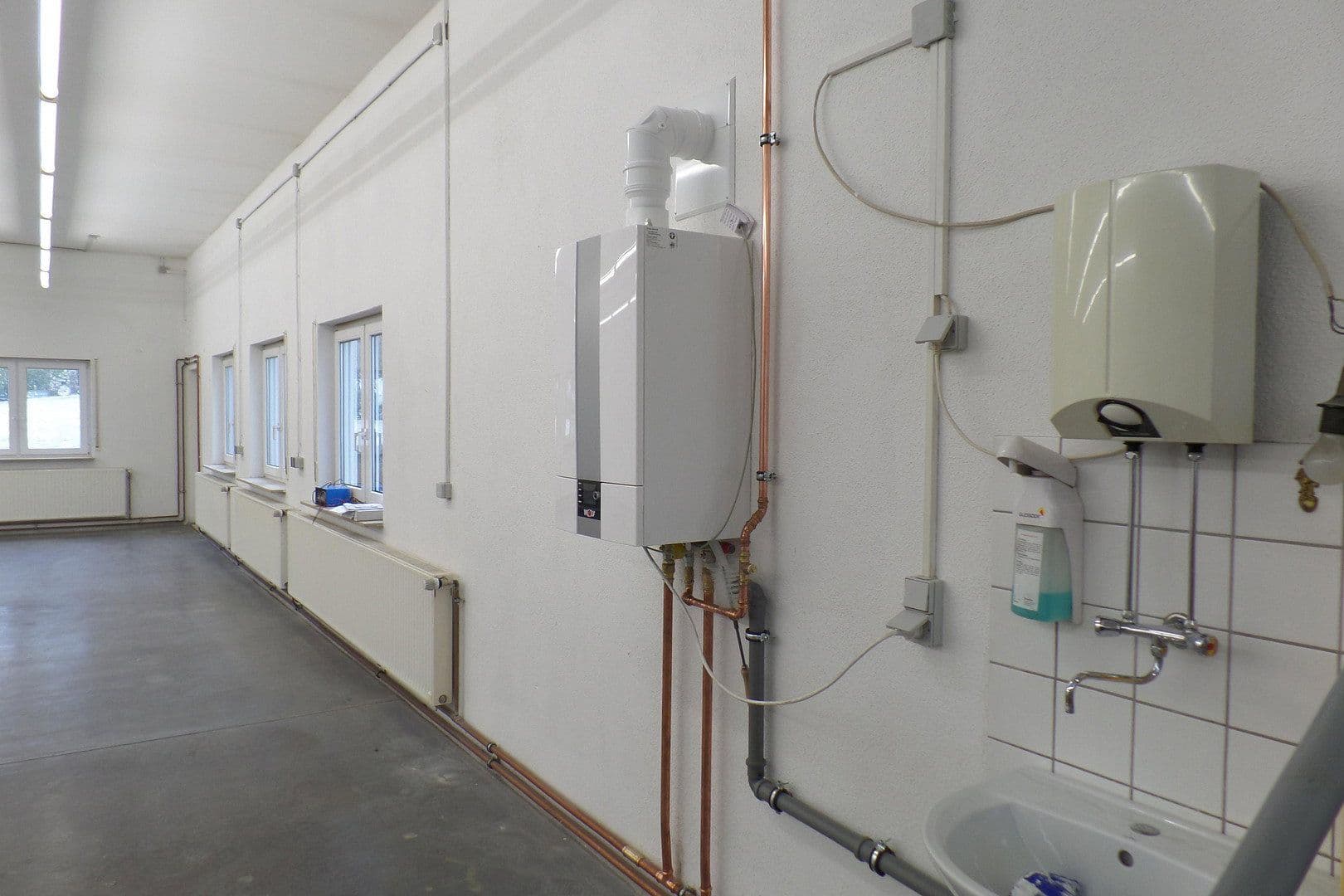 Prenájom nebytového priestoru 180 m², Dieselstrasse 12, Trochtelfingen, Bádensko-Wurttembersko Prenájom nebytového priestoru 180 m², Dieselstrasse 12, Trochtelfingen, Bádensko-Wurttembersko