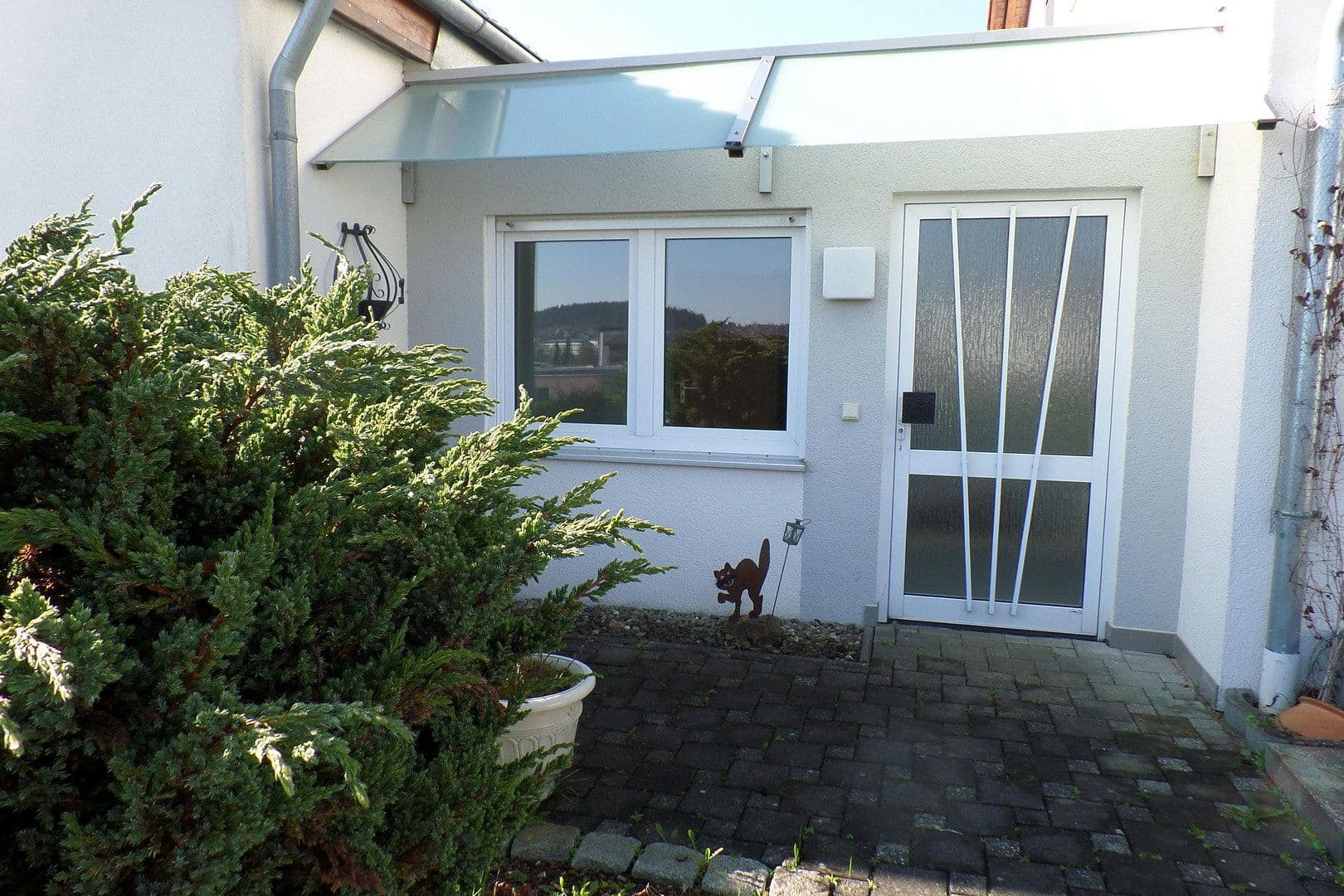 Prenájom nebytového priestoru 180 m², Dieselstrasse 12, Trochtelfingen, Bádensko-Wurttembersko Prenájom nebytového priestoru 180 m², Dieselstrasse 12, Trochtelfingen, Bádensko-Wurttembersko