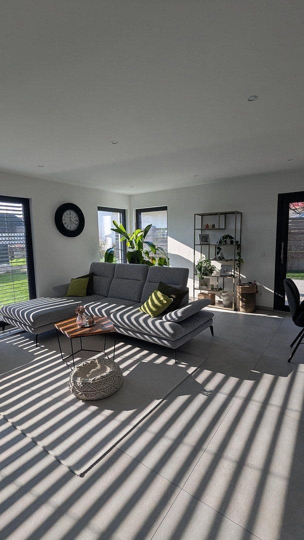 Predaj domu 180 m², pozemek 443 m², Rottenburg am Neckar, Bádensko-Wurttembersko Predaj domu 180 m², pozemek 443 m², Rottenburg am Neckar, Bádensko-Wurttembersko