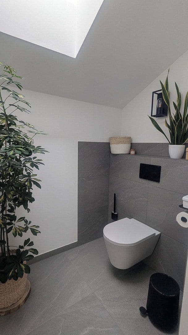 Predaj domu 180 m², pozemek 443 m², Rottenburg am Neckar, Bádensko-Wurttembersko Predaj domu 180 m², pozemek 443 m², Rottenburg am Neckar, Bádensko-Wurttembersko