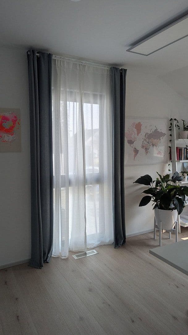 Predaj domu 180 m², pozemek 443 m², Rottenburg am Neckar, Bádensko-Wurttembersko Predaj domu 180 m², pozemek 443 m², Rottenburg am Neckar, Bádensko-Wurttembersko