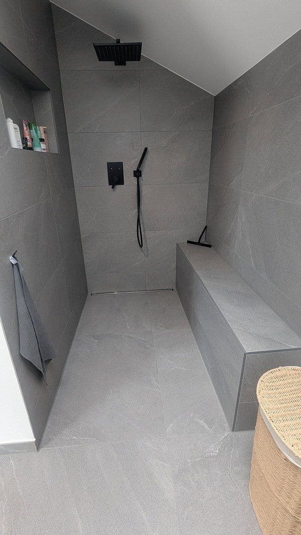 Predaj domu 180 m², pozemek 443 m², Rottenburg am Neckar, Bádensko-Wurttembersko Predaj domu 180 m², pozemek 443 m², Rottenburg am Neckar, Bádensko-Wurttembersko