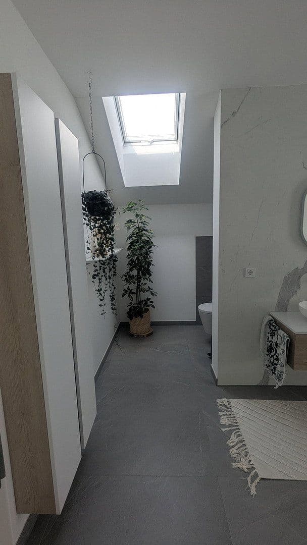 Predaj domu 180 m², pozemek 443 m², Rottenburg am Neckar, Bádensko-Wurttembersko Predaj domu 180 m², pozemek 443 m², Rottenburg am Neckar, Bádensko-Wurttembersko