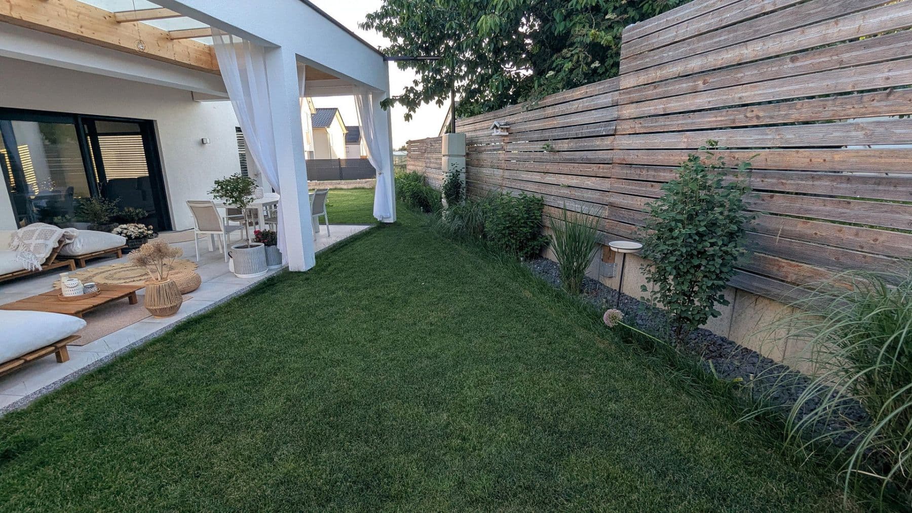 Predaj domu 180 m², pozemek 443 m², Rottenburg am Neckar, Bádensko-Wurttembersko Predaj domu 180 m², pozemek 443 m², Rottenburg am Neckar, Bádensko-Wurttembersko