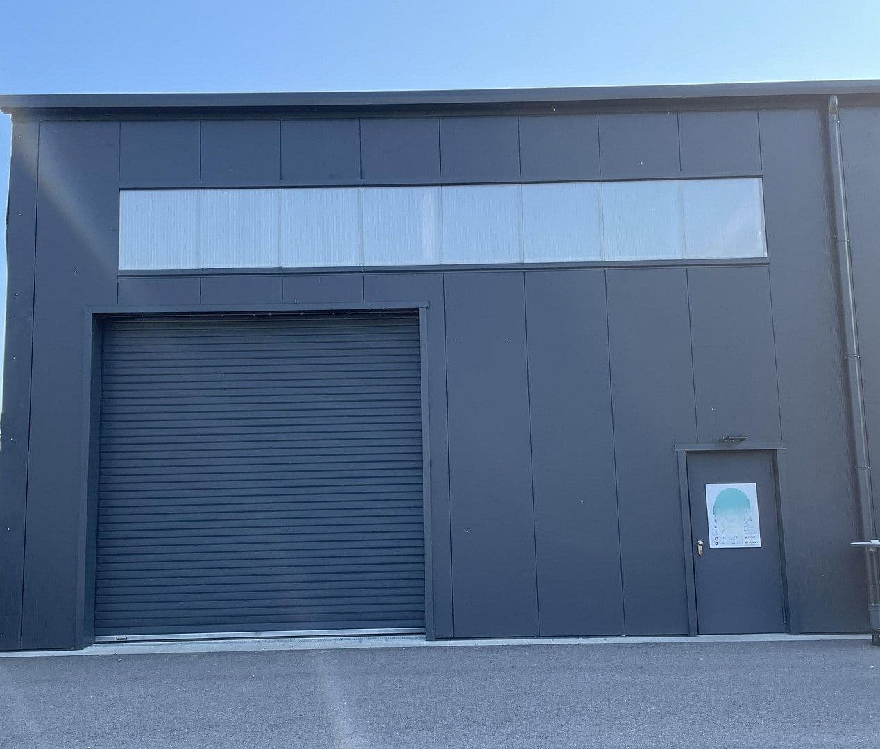 Prenájom nebytového priestoru 400 m², Wörth am Rhein, Porýnie-Falcko Prenájom nebytového priestoru 400 m², Wörth am Rhein, Porýnie-Falcko