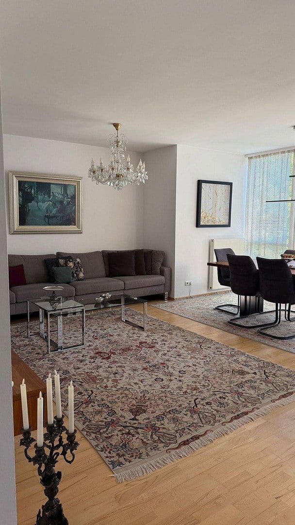 Prenájom bytu 3-izbový 101 m², Elbchaussee 194, Hamburg, Hamburg Prenájom bytu 3-izbový 101 m², Elbchaussee 194, Hamburg, Hamburg