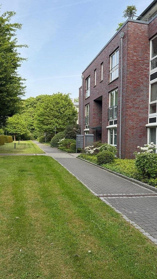 Prenájom bytu 3-izbový 101 m², Elbchaussee 194, Hamburg, Hamburg Prenájom bytu 3-izbový 101 m², Elbchaussee 194, Hamburg, Hamburg