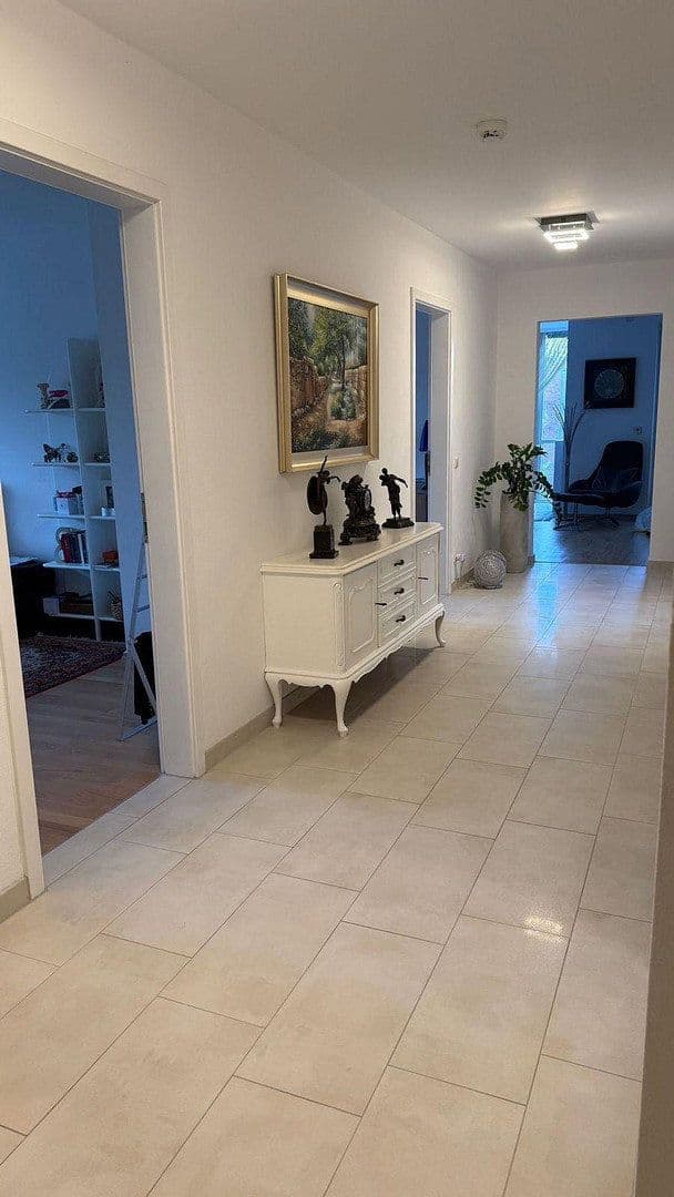 Prenájom bytu 3-izbový 101 m², Elbchaussee 194, Hamburg, Hamburg Prenájom bytu 3-izbový 101 m², Elbchaussee 194, Hamburg, Hamburg