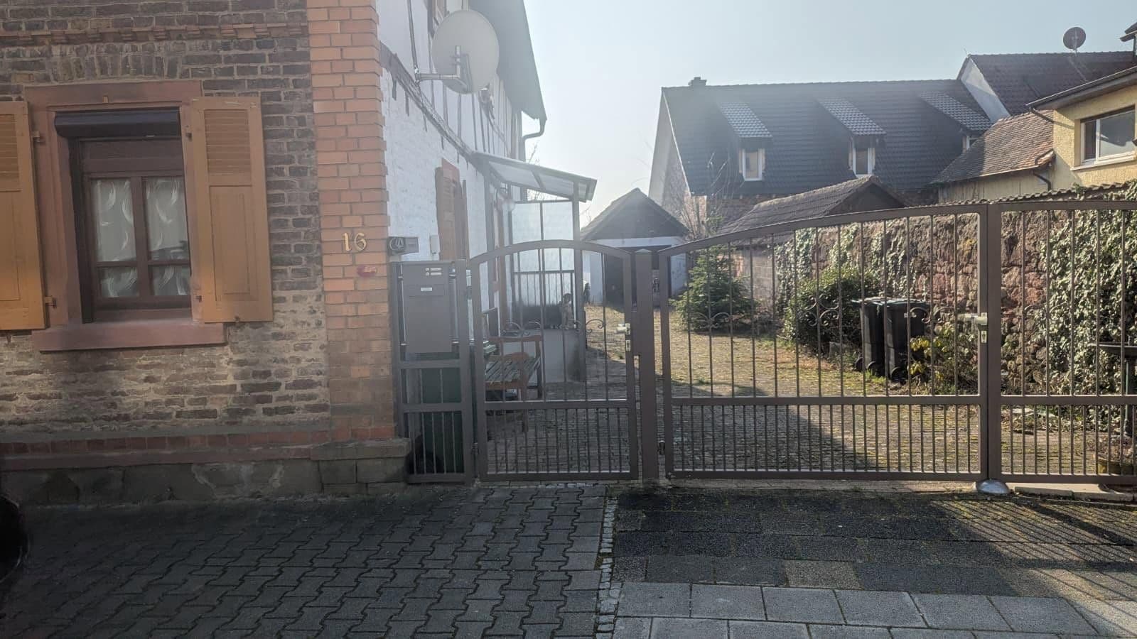 Predaj domu 110 m², pozemek 1.029 m², Hauptstr. 16, Heusenstamm, Hesensko Predaj domu 110 m², pozemek 1.029 m², Hauptstr. 16, Heusenstamm, Hesensko