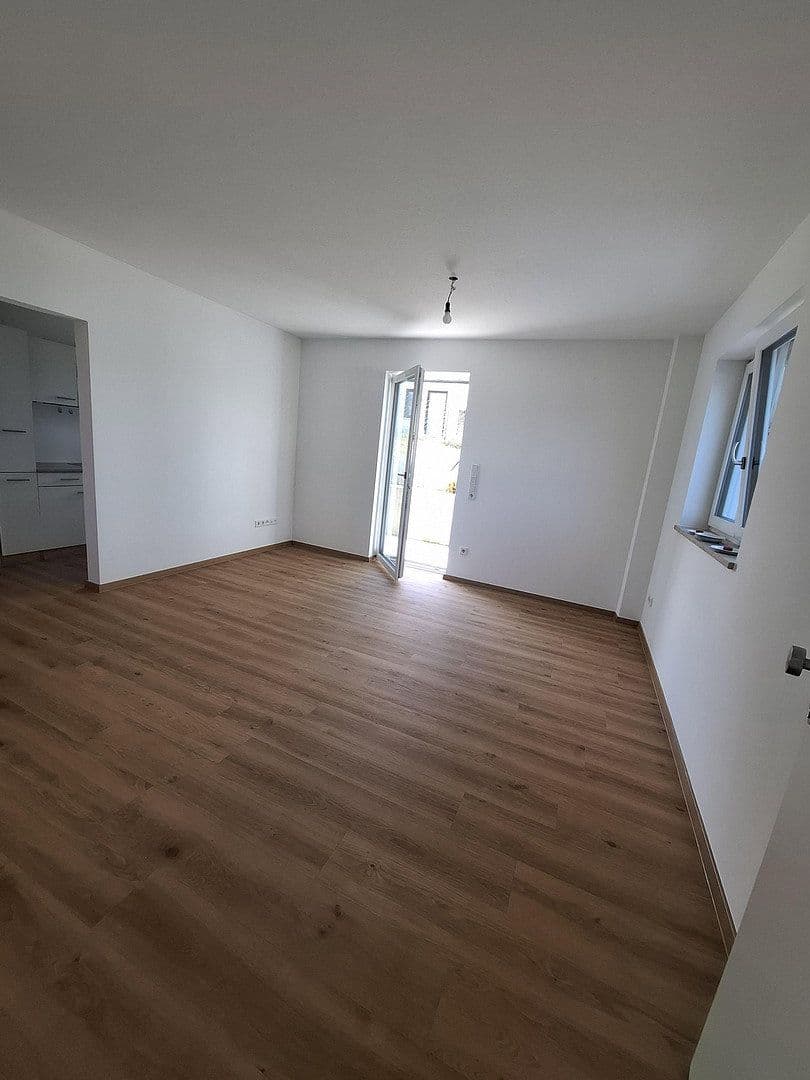 Prenájom bytu 2-izbový 44 m², Pfaffenhofen, Bavorsko Prenájom bytu 2-izbový 44 m², Pfaffenhofen, Bavorsko