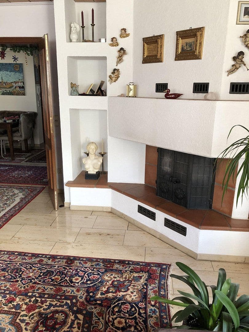 Predaj bytu 5-izbový 160 m², Rottenburg am Neckar, Bádensko-Wurttembersko Predaj bytu 5-izbový 160 m², Rottenburg am Neckar, Bádensko-Wurttembersko