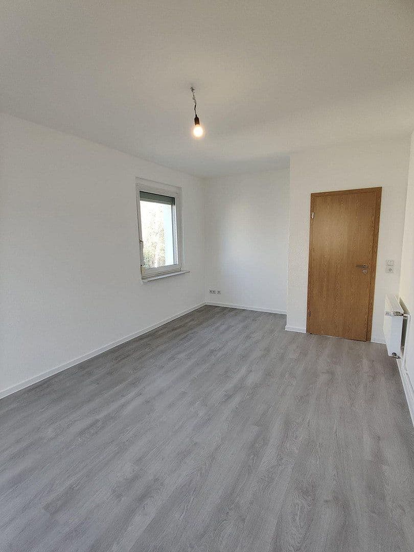 Prenájom bytu 60 m², Hauptstraße 344, Markkleeberg, Sasko Prenájom bytu 60 m², Hauptstraße 344, Markkleeberg, Sasko