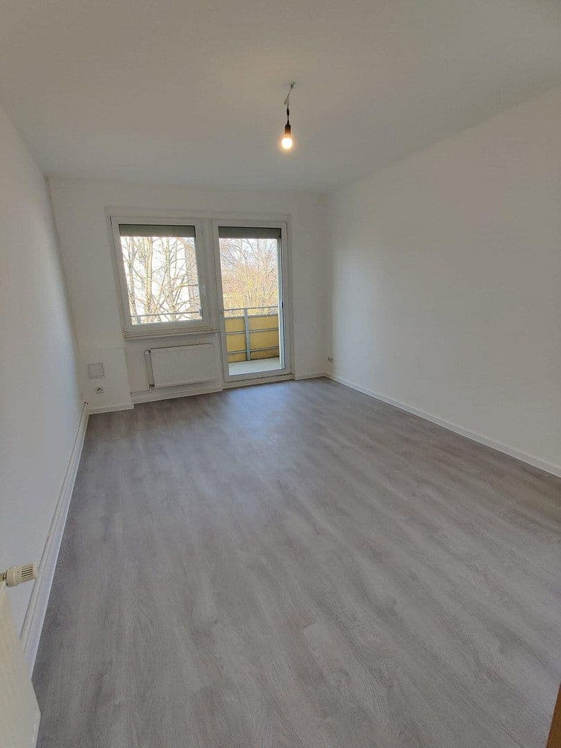 Prenájom bytu 60 m², Hauptstraße 344, Markkleeberg, Sasko Prenájom bytu 60 m², Hauptstraße 344, Markkleeberg, Sasko