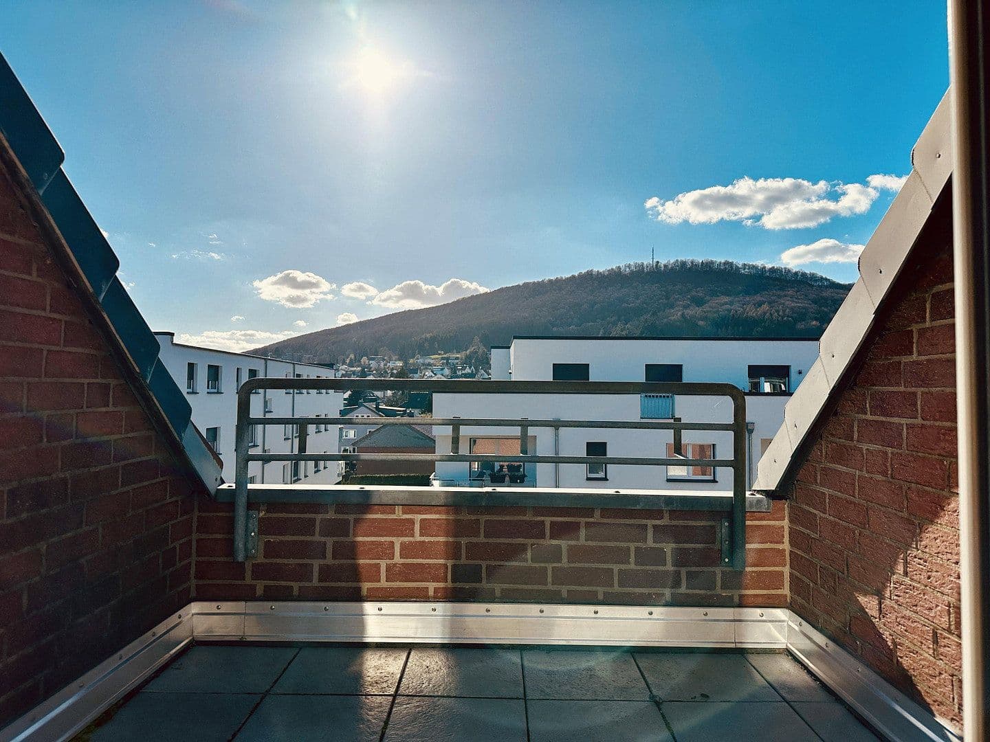 Prenájom bytu 3-izbový 73 m², Springe, Dolné Sasko Prenájom bytu 3-izbový 73 m², Springe, Dolné Sasko