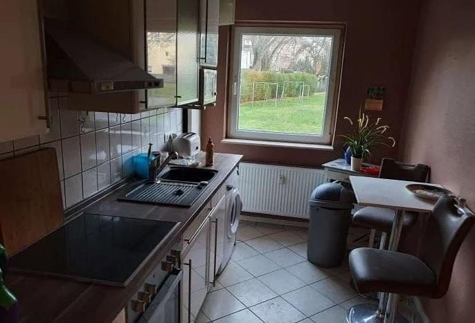 Prenájom bytu 2-izbový 56 m², Elisenstrasse 90, Köln, Severné Porýnie - Westfálsko Prenájom bytu 2-izbový 56 m², Elisenstrasse 90, Köln, Severné Porýnie - Westfálsko