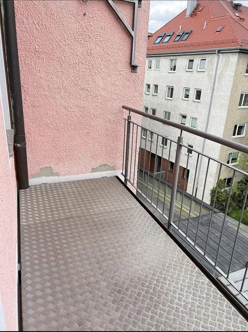 Prenájom bytu 3-izbový 63 m², Kellerstrasse 13, München, Bavorsko Prenájom bytu 3-izbový 63 m², Kellerstrasse 13, München, Bavorsko