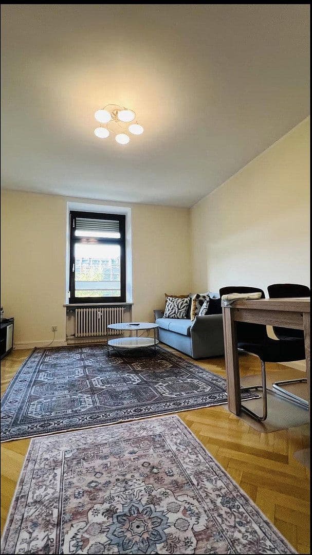 Prenájom bytu 3-izbový 63 m², Kellerstrasse 13, München, Bavorsko Prenájom bytu 3-izbový 63 m², Kellerstrasse 13, München, Bavorsko