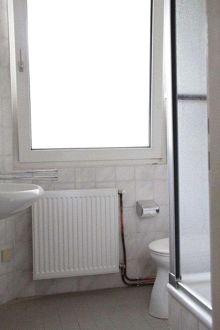 Prenájom bytu 2-izbový 60 m², Wiesenstr. 52, Essen-Südviertel Nähe City und Hauptbahnhof, Severné Porýnie - Westfálsko Prenájom bytu 2-izbový 60 m², Wiesenstr. 52, Essen-Südviertel Nähe City und Hauptbahnhof, Severné Porýnie - Westfálsko